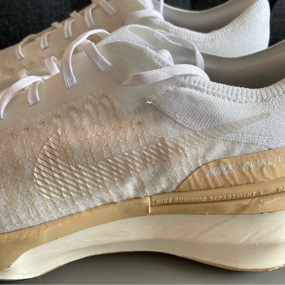 Nike ZoomX Invincible Run FK 3 White Sail Beige DR2615-106 Men's Size 15 Shoes - Picture 2 of 9